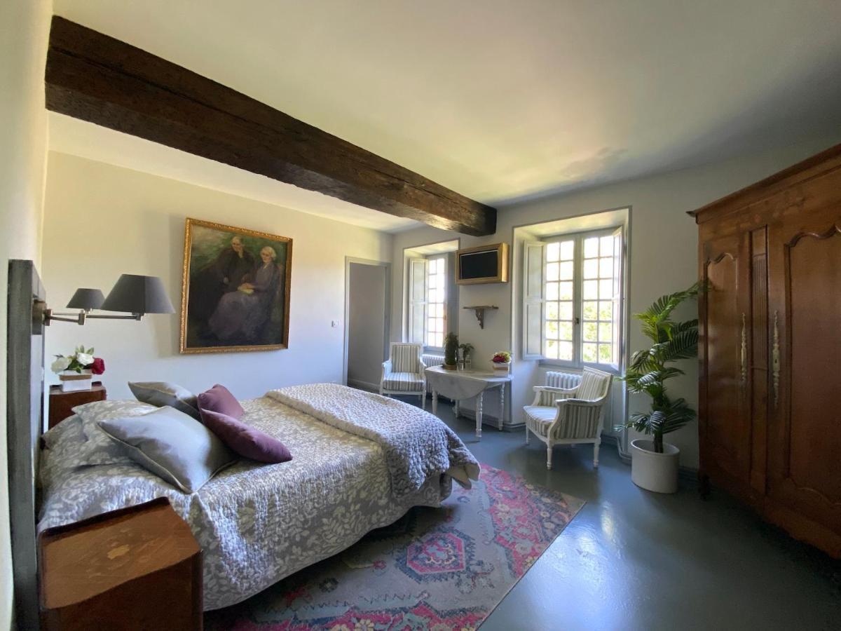 Le Petit Chateau De Sainte Colombe Bouges-le-Chateau 外观 照片