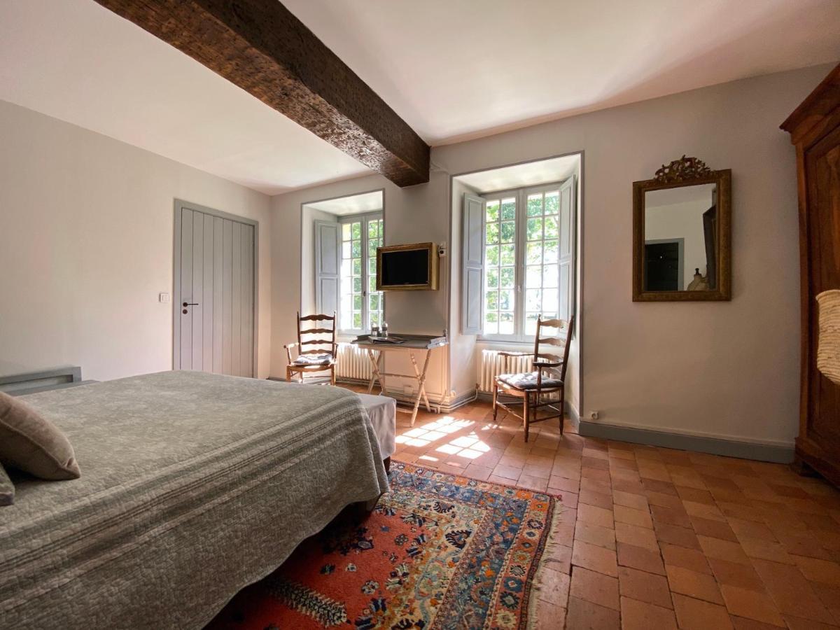 Le Petit Chateau De Sainte Colombe Bouges-le-Chateau 外观 照片