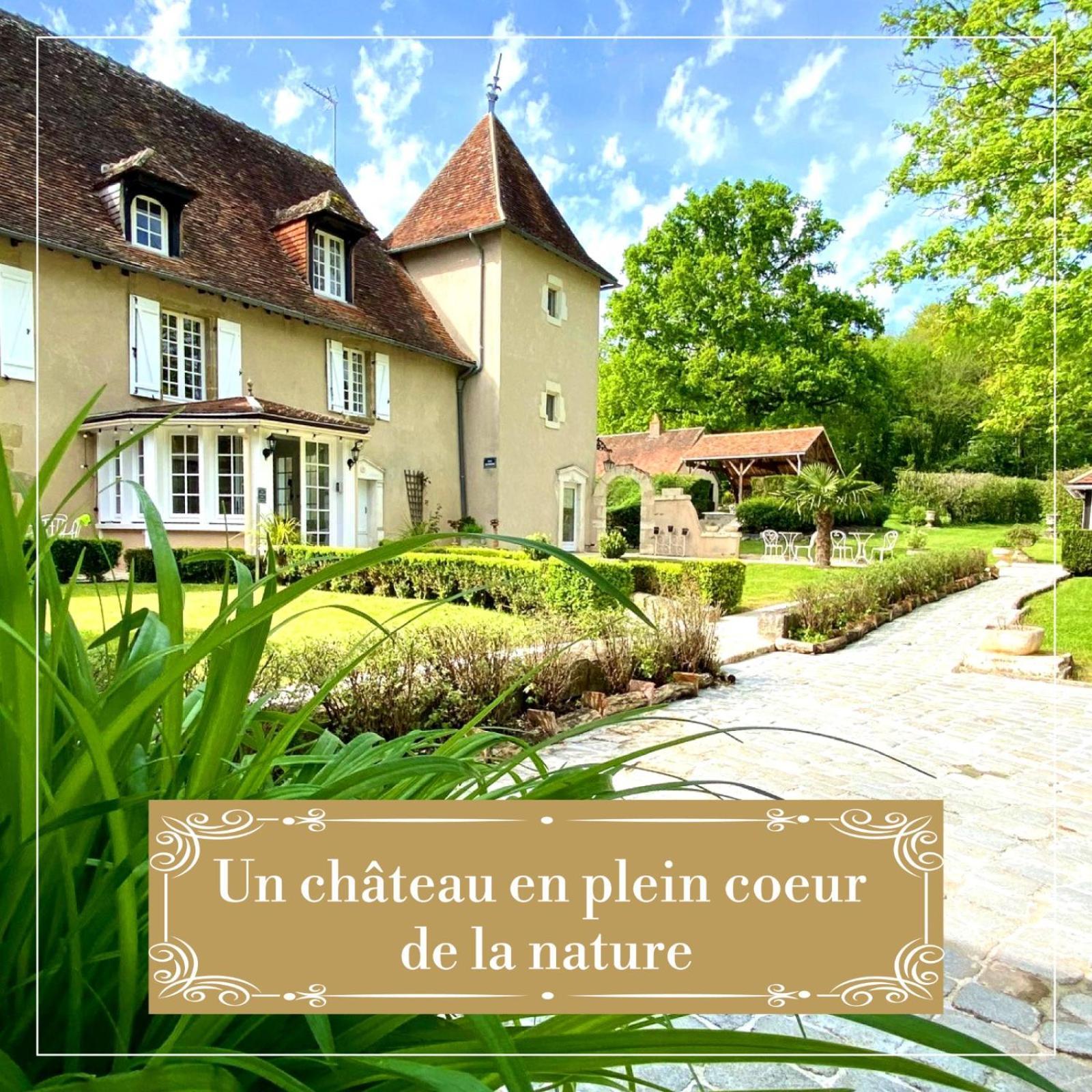 Le Petit Chateau De Sainte Colombe Bouges-le-Chateau 外观 照片